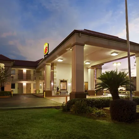 Super 8 Baton Rouge/I-12 Motel